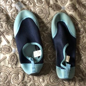 Water shoes